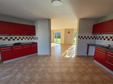 Location maison Saint-Jacut-les-Pins 56220 Morbihan 163 m2 8 pièces 1022 euros