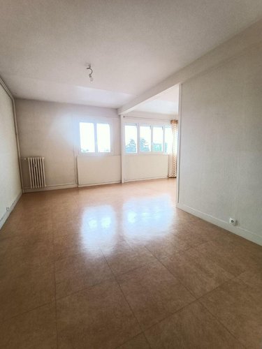 Appartement a vendre Ifs 14123 Calvados 65 m2  136500 euros