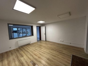 Fonds et murs commerciaux a vendre Agon-Coutainville 50230 Manche 69 m2  525250 euros