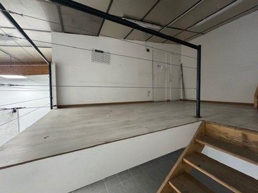 Location fonds et murs commerciaux Cormontreuil 51350 Marne 180 m2  1200 euros