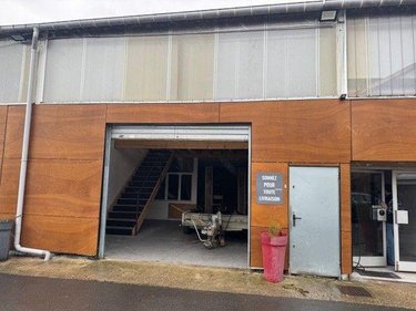 Location fonds et murs commerciaux Cormontreuil 51350 Marne 180 m2  1200 euros