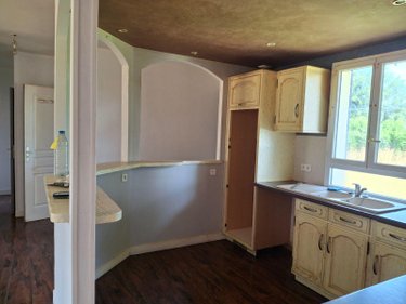 Maison a vendre Menet 15400 Cantal 4 pièces 76320 euros