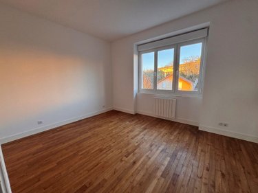 Appartement a vendre Saint-Junien 87200 Haute-Vienne 155 m2 7 pièces 243950 euros