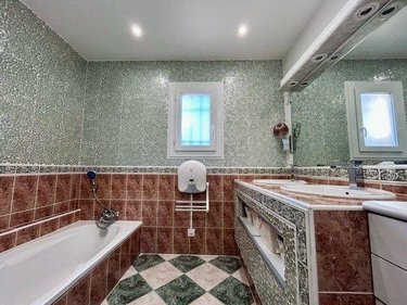 Maison a vendre Valensole 04210 Alpes-de-Haute-Provence 152 m2 5 pièces 647400 euros