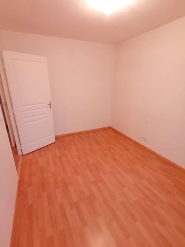 Location appartement Noyal-Châtillon-sur-Seiche 35230 Ille-et-Vilaine 61 m2 3 pièces 757 euros