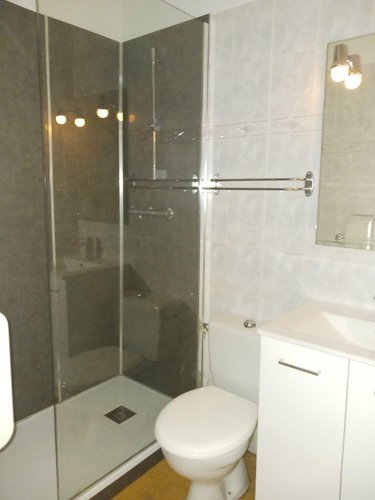 Fonds et murs commerciaux a vendre Bar-sur-Seine 10110 Aube 660 m2  343200 euros