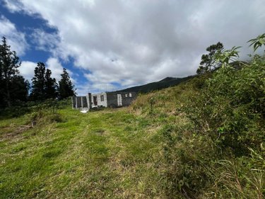 Terrain a batir a vendre La Plaine-des-Palmistes 97431 Réunion 5120 m2  411400 euros