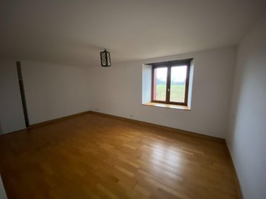 Location maison Gévezé 35850 Ille-et-Vilaine 225 m2 8 pièces 1300 euros