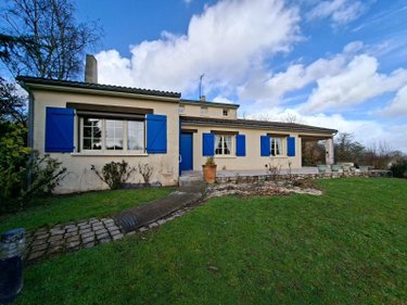 Maison a vendre Voulmentin 79150 Deux-Sèvres 137 m2 6 pièces 184625 euros