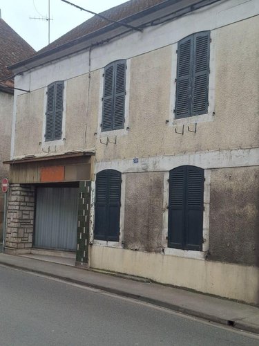Maison a vendre Châteauneuf-sur-Cher 18190 Cher 137 m2 7 pièces 64500 euros