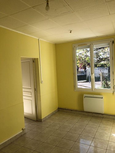 Location maison Issoudun 36100 Indre 60 m2 2 pièces 490 euros