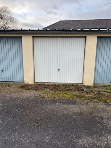 Location garage et parking Eu 76260 Seine-Maritime 17 m2  60 euros