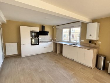 Location appartement Fougères 35300 Ille-et-Vilaine 107 m2 4 pièces 850 euros