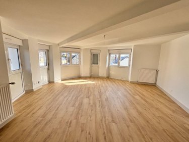 Location appartement Fougères 35300 Ille-et-Vilaine 107 m2 4 pièces 850 euros