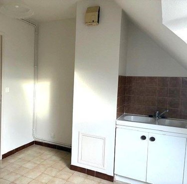 Location appartement Avallon 89200 Yonne 35 m2 1 pièce 390 euros
