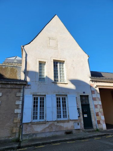 Immeuble a vendre La Flèche 72200 Sarthe 168 m2  180200 euros