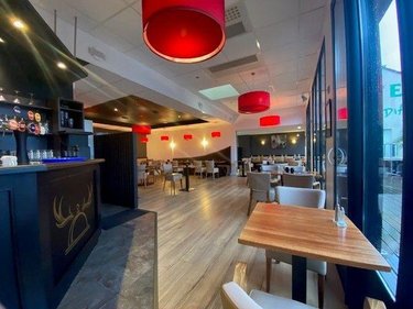 Fonds et murs commerciaux a vendre Saint-Quay-Perros 22700 Côtes-d'Armor 200 m2  167680 euros