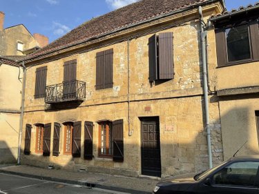 Maison a vendre Gourdon 46300 Lot 140 m2 5 pièces 209000 euros