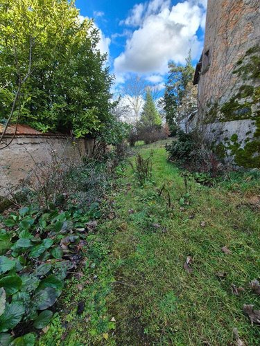 Maison a vendre Cluis 36340 Indre 250 m2 9 pièces 141000 euros