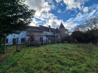 Maison a vendre Cluis 36340 Indre 250 m2 9 pièces 141000 euros