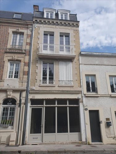 Immeuble a vendre Épernay 51200 Marne 130 m2  275600 euros