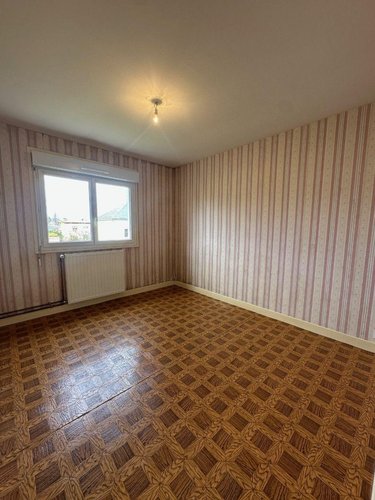 Location maison Ussel 19200 Corrèze 100 m2 4 pièces 670 euros