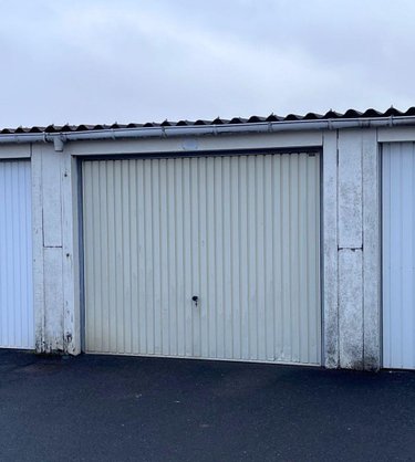 Garage et parking a vendre Hazebrouck 59190 Nord  13500 euros