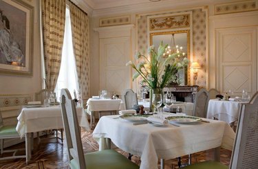 propriete a vendre Ygrande 03160 Allier 968 m2 25 pièces 2625000 euros