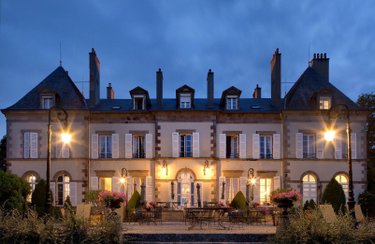 propriete a vendre Ygrande 03160 Allier 968 m2 25 pièces 2625000 euros