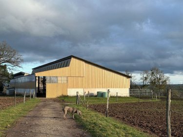 propriete a vendre Ygrande 03160 Allier 968 m2 25 pièces 2625000 euros