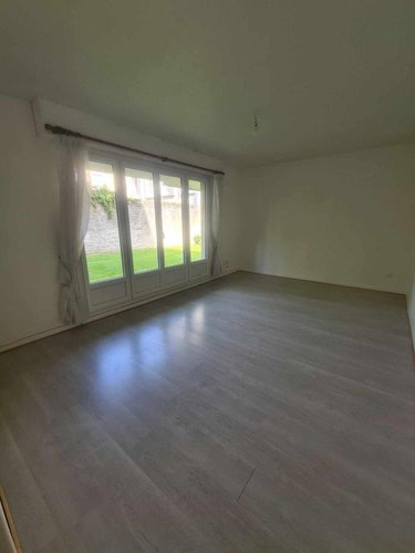 Location appartement Bayeux 14400 Calvados 51 m2 2 pièces 665 euros