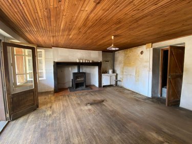 Maison a vendre Saint-Santin-Cantalès 15150 Cantal 87 m2 5 pièces 53000 euros