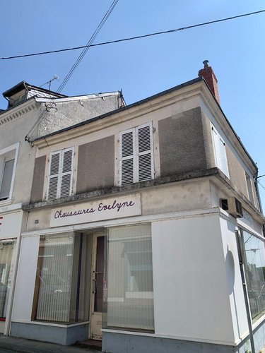 Immeuble a vendre Châtillon-sur-Indre 36700 Indre 227 m2  107000 euros
