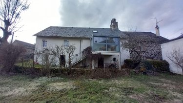 Maison a vendre Neussargues en Pinatelle 15170 Cantal 99 m2  95800 euros