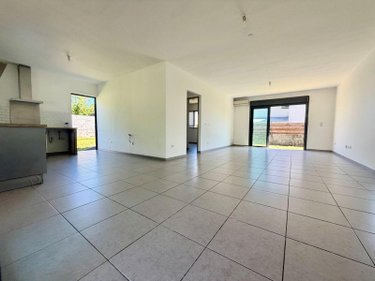 Maison a vendre Sainte-Clotilde 97490 Réunion 104 m2 4 pièces 399000 euros