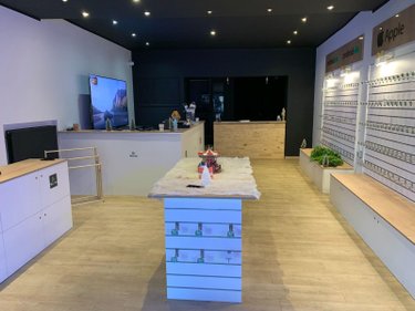 Location fonds et murs commerciaux Bailleul 59270 Nord 90 m2  1005 euros