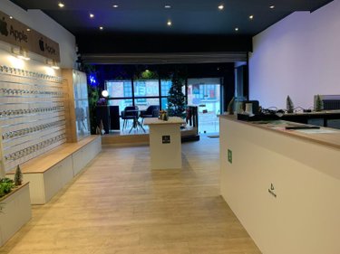 Location fonds et murs commerciaux Bailleul 59270 Nord 90 m2  1055 euros