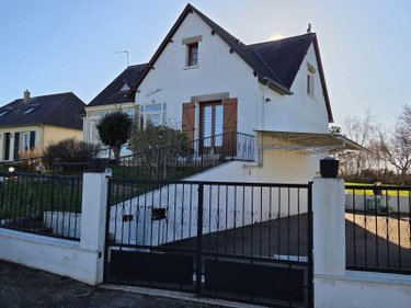 Maison a vendre Ambrières-les-Vallées 53300 Mayenne 148 m2 8 pièces 209040 euros