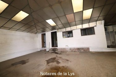 Garage et parking a vendre Armentières 59280 Nord 320 m2  167800 euros