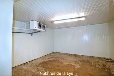 Garage et parking a vendre Armentières 59280 Nord 320 m2  167800 euros