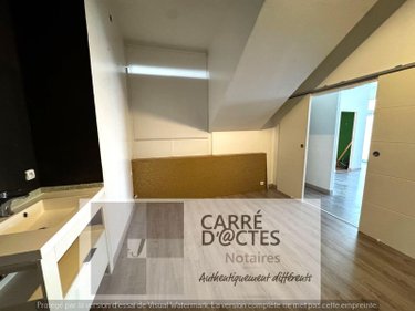 Fonds et murs commerciaux a vendre Caveirac 30820 Gard 75 m2  189000 euros