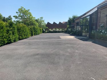 Immeuble a vendre Bailleul 59270 Nord 323 m2  621600 euros