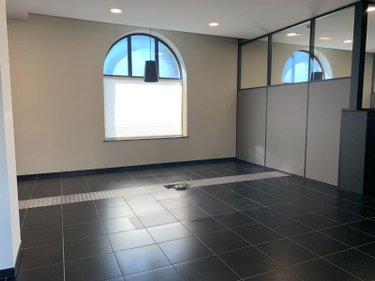 Immeuble a vendre Bailleul 59270 Nord 323 m2  621600 euros