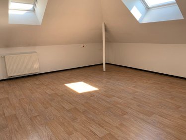 Immeuble a vendre Bailleul 59270 Nord 323 m2  621600 euros