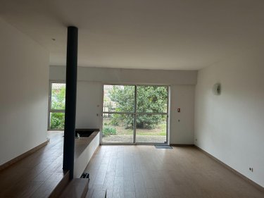 Location fonds et murs commerciaux Pessac 33600 Gironde  750 euros