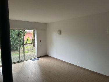 Location fonds et murs commerciaux Pessac 33600 Gironde  750 euros