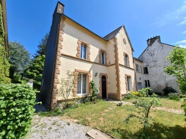 Maison a vendre Rostrenen 22110 Côtes-d'Armor 160 m2 9 pièces 283500 euros