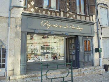 Fonds et murs commerciaux a vendre Beaugency 45190 Loiret 36 m2  100100 euros