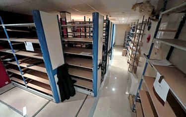 Location fonds et murs commerciaux Paris 15e arrondissement 75015 Paris 105 m2  2586 euros