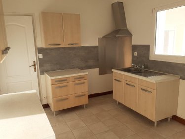 Location maison Cornillé 35500 Ille-et-Vilaine 137 m2 7 pièces 915 euros